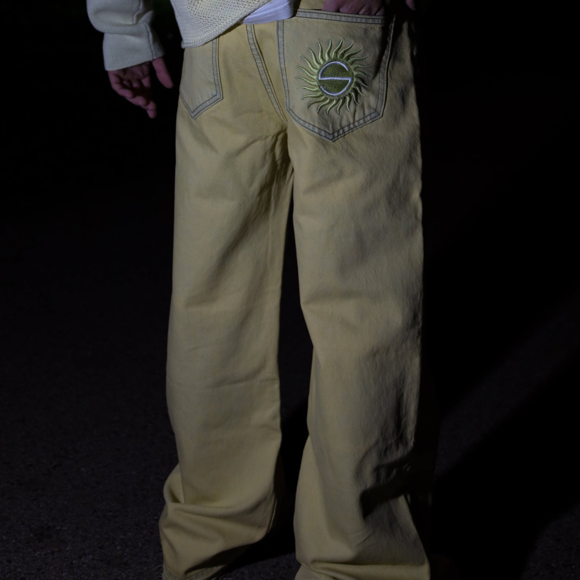 'SOLAR WASH' DENIM JEANS